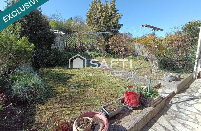 MAISON DE VILLE AVEC GARAGE ET JARDIN — photo 3