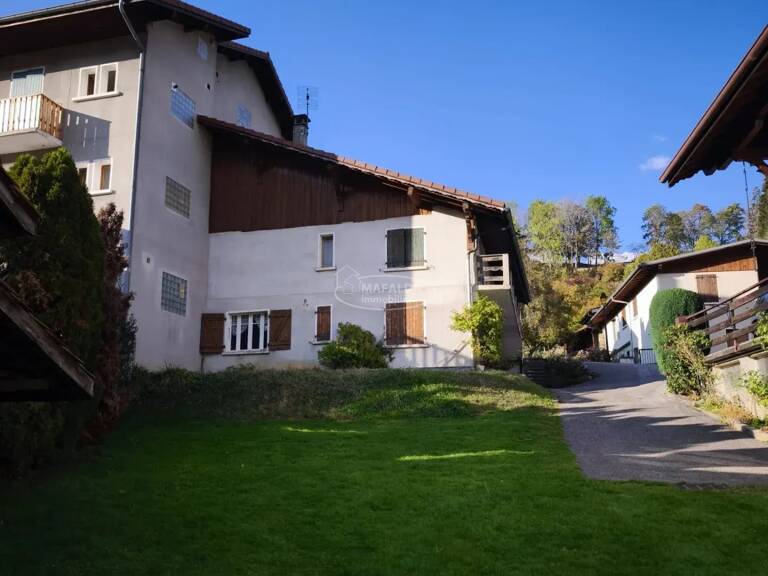 Grande maison mitoyenne à rénover — photo 1