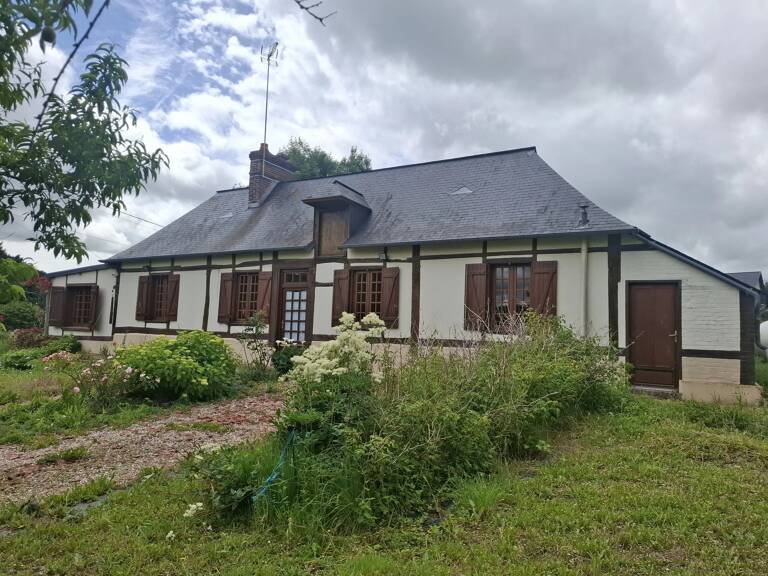 CHARMANT PETIT CORPS DE FERME — photo 1