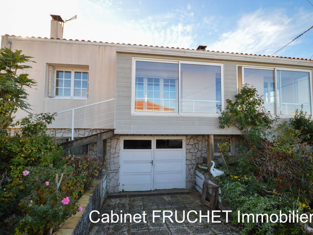 CHANTONNAY - Maison 3 sous-sol, proche centre ville — photo du bien