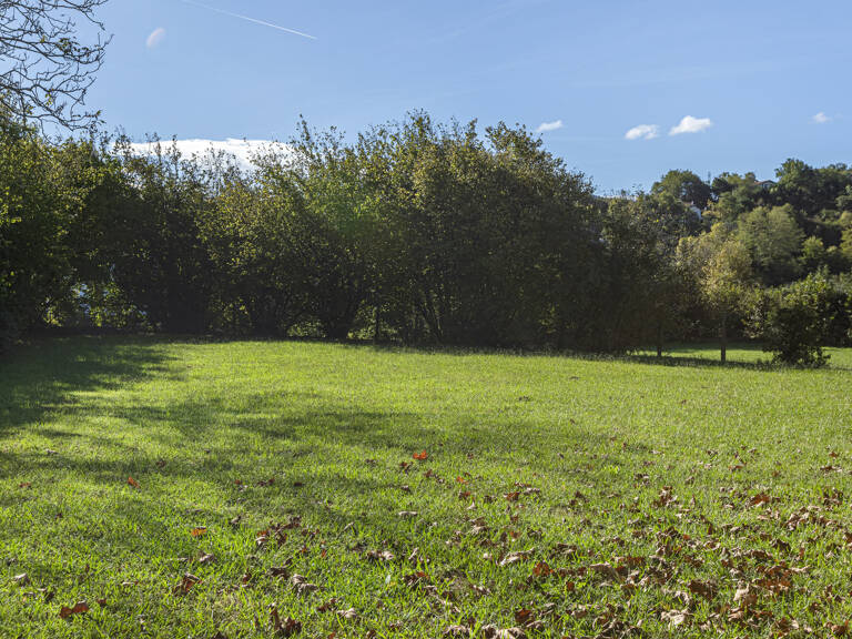 URRUGNE   Terrain à proximité immédiate du bourg et des comm — photo 1