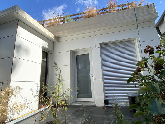 À LOUER   MAISON DE CHARME DE 83,59 m2 AVEC TERRASSE ET MEZZ — photo du bien