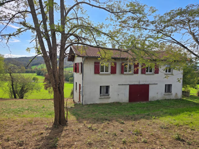 Maison à rénover 3 chambres, 2 060 m2 de terrain, Béhasque — photo du bien