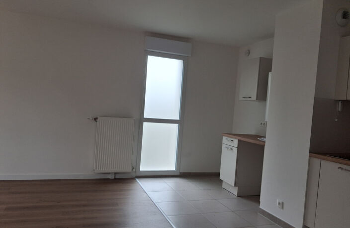DEPT Yvelines (78) Thoiry + A louer appartement 3 pièces — photo 3