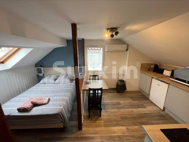 LOCATION STUDIO MEUBLÉ — photo du bien