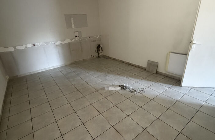 local professionnel de 90m2 centre ville — photo 4