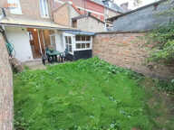 Appartement T2 de 42,71 m² avec terrasse et jardin — photo 2
