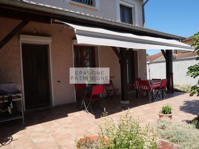 Maison familiale 165 m² - 5 chambres - Piscine - Terrain 1021 m² - Villette-d’Anthon — photo du bien