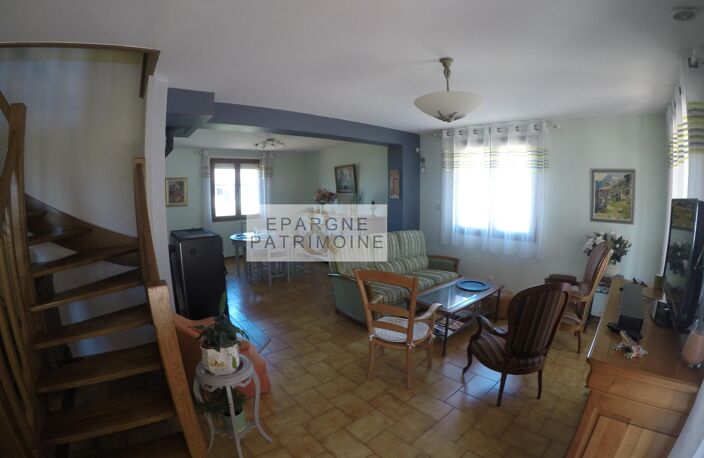 Maison familiale 165 m² - 5 chambres - Piscine - Terrain 1021 m² - Villette-d’Anthon — photo 4