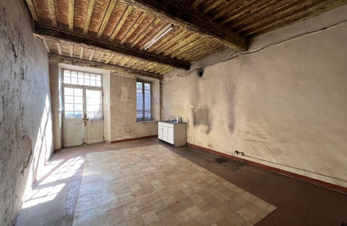 Maison de village avec terrasse, garage et jardin — photo 3
