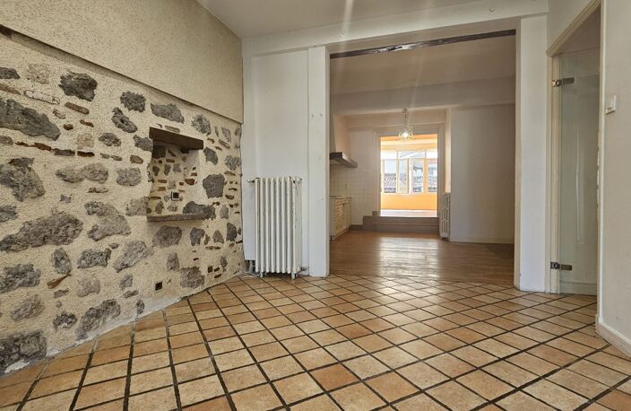Maison de ville avec garage et jardinet — photo 3