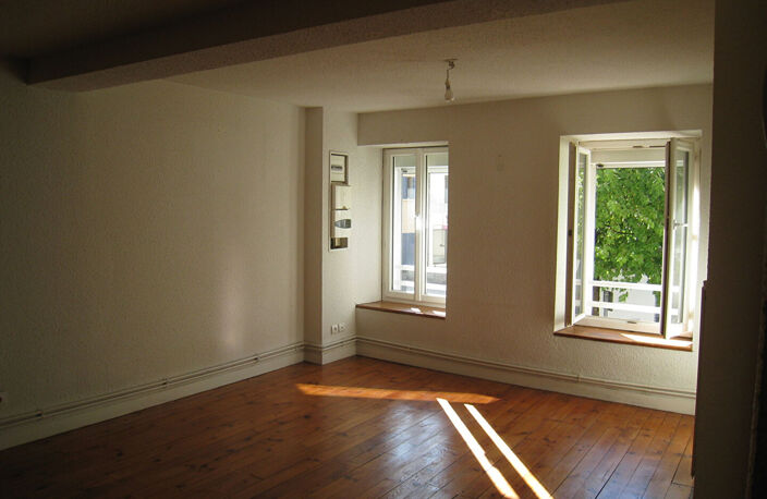 Immeuble de rapport -La Tour Du Pin centre — photo 4