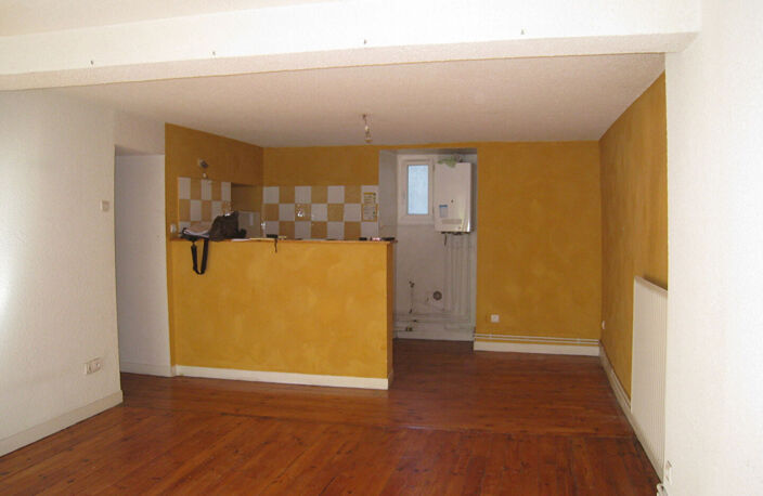Immeuble de rapport -La Tour Du Pin centre — photo 5