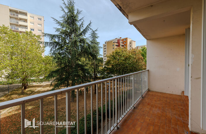Agréable T3 traversant de 58,44 m2, avec garage et cellier — photo 2