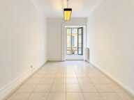 Local commercial — photo 2