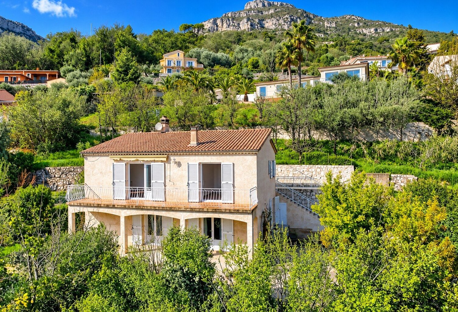Maison — photo 1