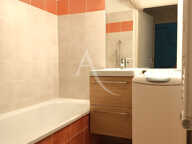 APPARTEMENT T2 MEUBLE - PARKING - PISCINE — photo 4