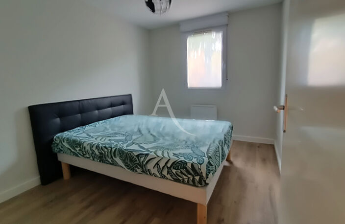 APPARTEMENT T2 MEUBLE - PARKING - PISCINE — photo 5