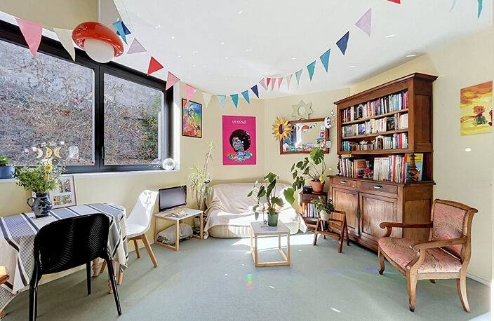 Appartement duplex Nantes Canclaux - Une chambre - Espace bureau - Lumineux - Place de parking - Cave — photo 2