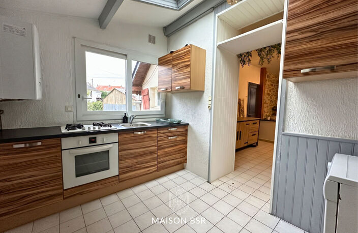 Maison 4 pièces à Châteaubriant - Proche gare et centre-ville, 2 chambres, bureau, garage et stationnements — photo 4