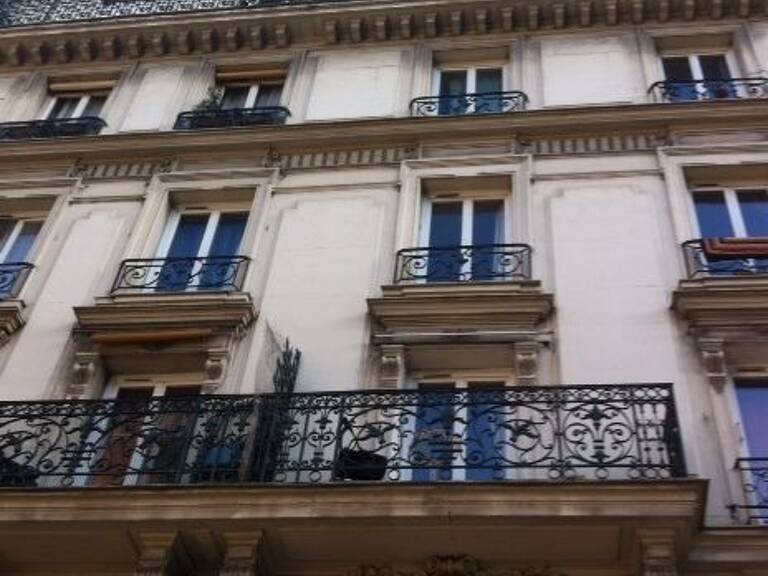 Appartement 2 p à PARIS 18ème — photo 1