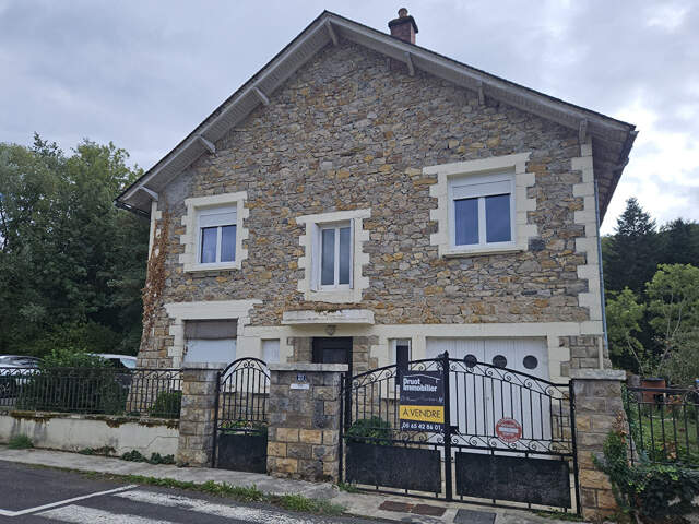MAISON - garage - JARDIN coeur de ville — photo du bien
