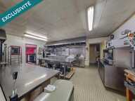 FDC restaurant 465 m2, terrain & parkings 9199 m2 — photo 2