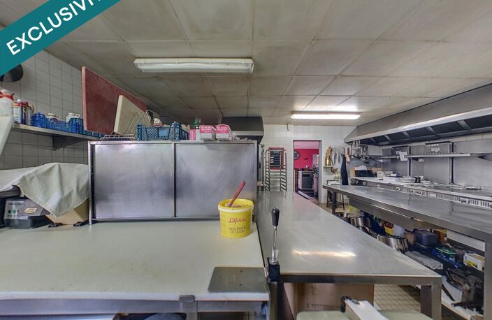 FDC restaurant 465 m2, terrain & parkings 9199 m2 — photo 3