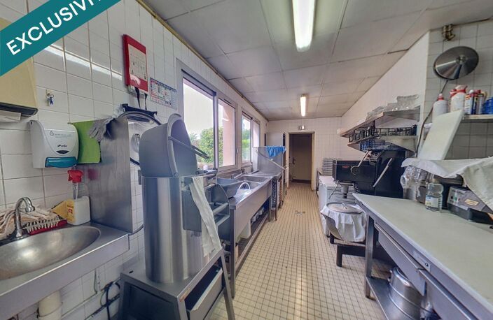 FDC restaurant 465 m2, terrain & parkings 9199 m2 — photo 5