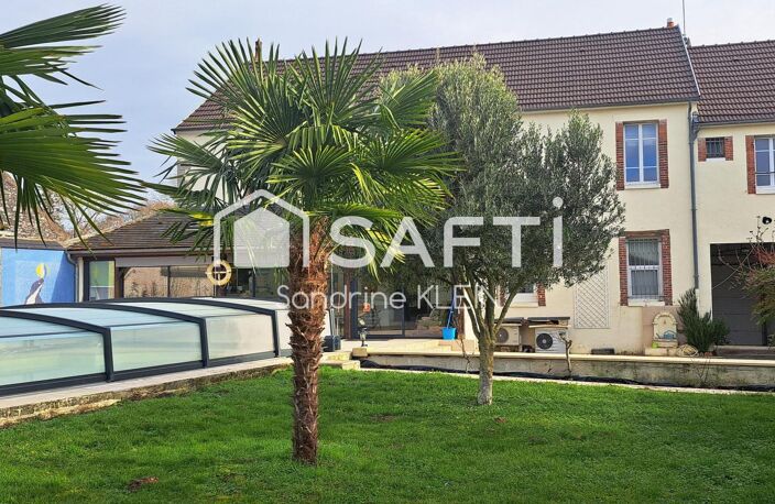 Maison familiale en bord de canal, 217 m², 6 pièces avec jardin et piscine chauffée. — photo 3