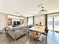 Appartement rénové / 3 Chambres / 2 Parkings — photo 2