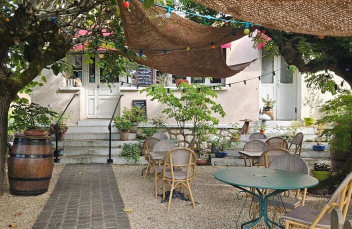Local commercial restaurant, terrasse, appartement — photo 3