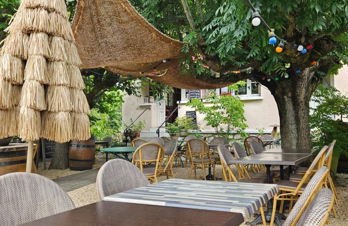 Local commercial restaurant, terrasse, appartement — photo 4