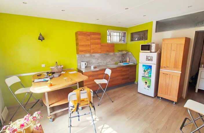 T2 avec petite terrasse et garage aux Milles — photo 4