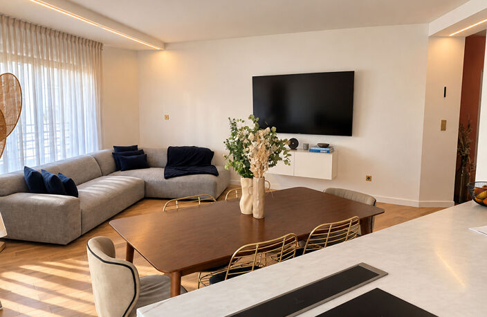 LYON 6, PARFAIT ETAT, 116.05m² — photo 3