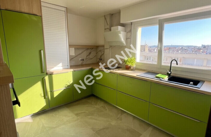 Rue de Chevigné REIMS : Appartement T4 - 6ème Étage avec Balcons & Parking couvert — photo 3