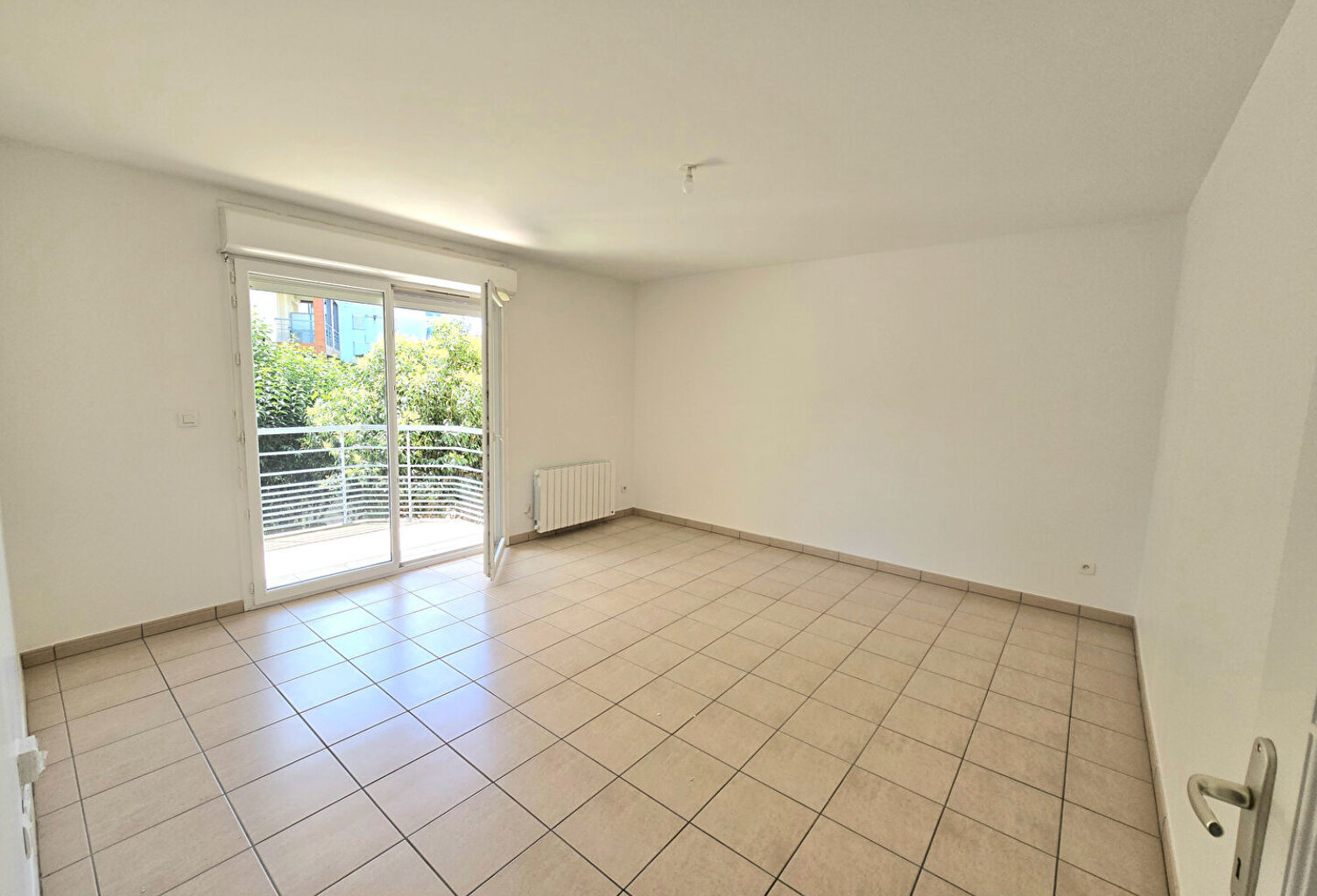 Toulouse 31200 Métro Borderouge à deux pas SANS FRAIS AGENCE  agréable T3 Récent de 68.82m² cuisine séparée terrasse de 9.13m² et balcon de 2.30,m²  parking sous sol — photo 1