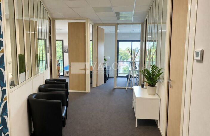 BUREAUX à LOUER — photo 5