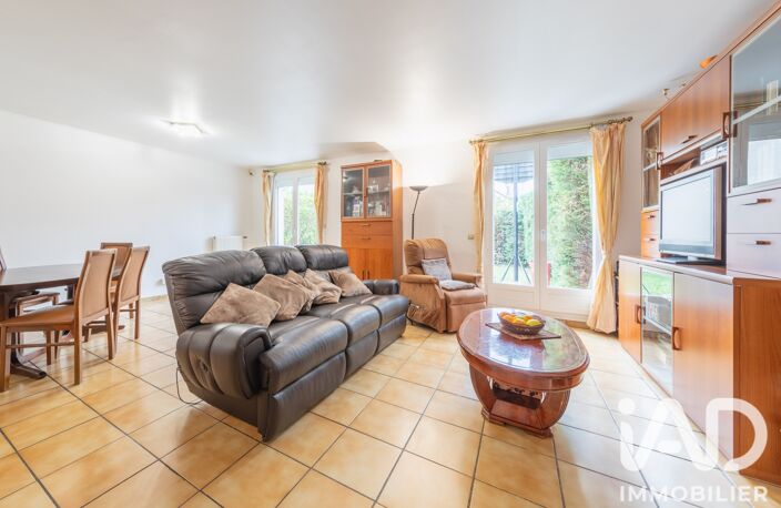 Vente Maison/villa 7 pièces — photo 2