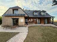 Maison d'architecte familiale  Près de 200 m² au sol sur un terrain arboré de 1 700 m² — photo 2