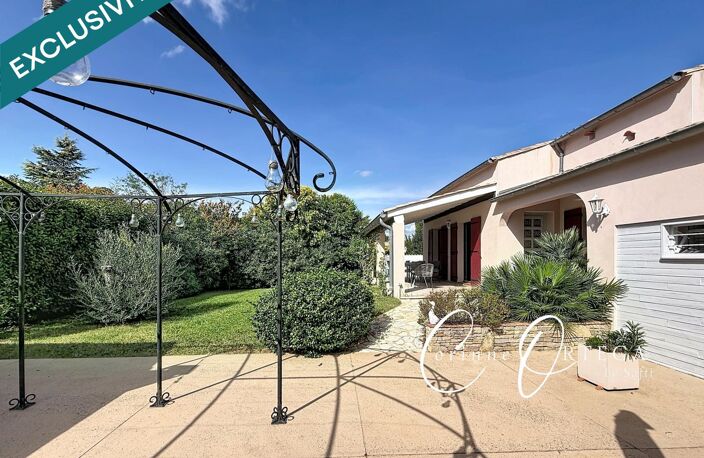 Jolie Villa T4  - Piscine et dépendances — photo 4