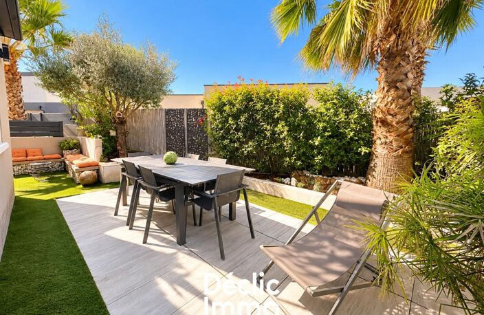 VILLA CONTEMPORAINE  5 CHAMBRES  PISCINE  VUE MONT SAINT-LOUP  VENDUE MEUBLÉE — photo 2