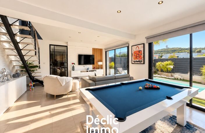VILLA CONTEMPORAINE  5 CHAMBRES  PISCINE  VUE MONT SAINT-LOUP  VENDUE MEUBLÉE — photo 5