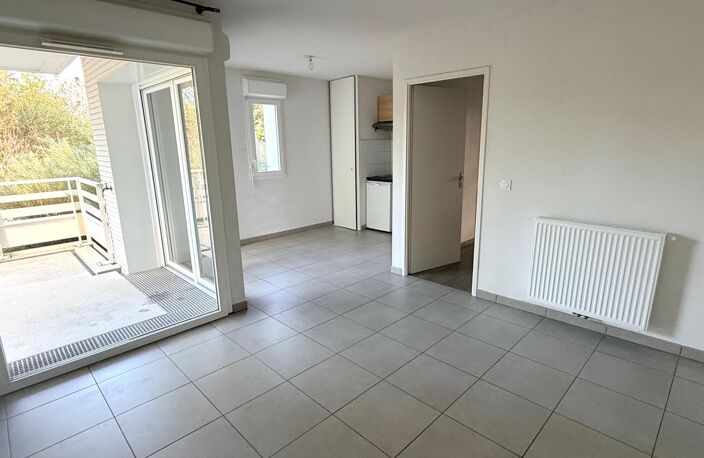 Appartement T2 de 43m2 avec terrasse et parking — photo 2