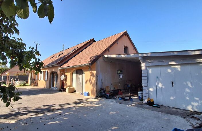 Maison familiale, jardin clos — photo 2