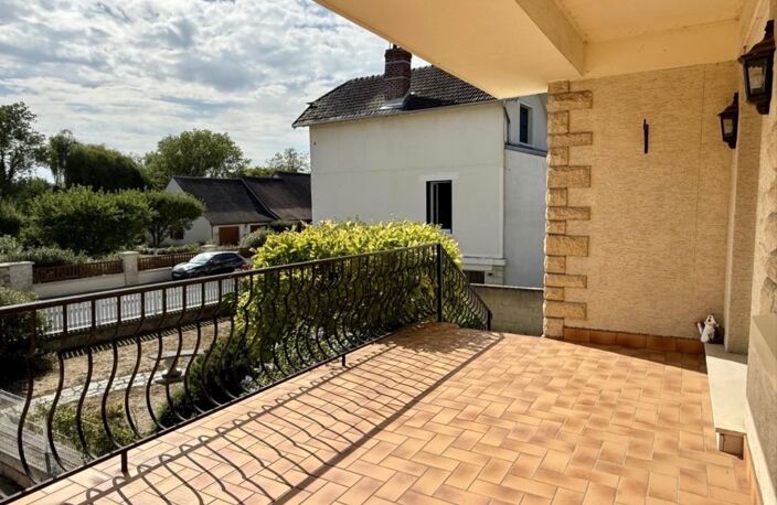 A ATTICHY 60, JOLIE MAISON DE 122 M2 AVEC 4 CHAMBRES, BUREAU, S/SOL TOTAL, 2 GARAGES, PISCINE, TERRAIN DE 1462 M2. — photo 4