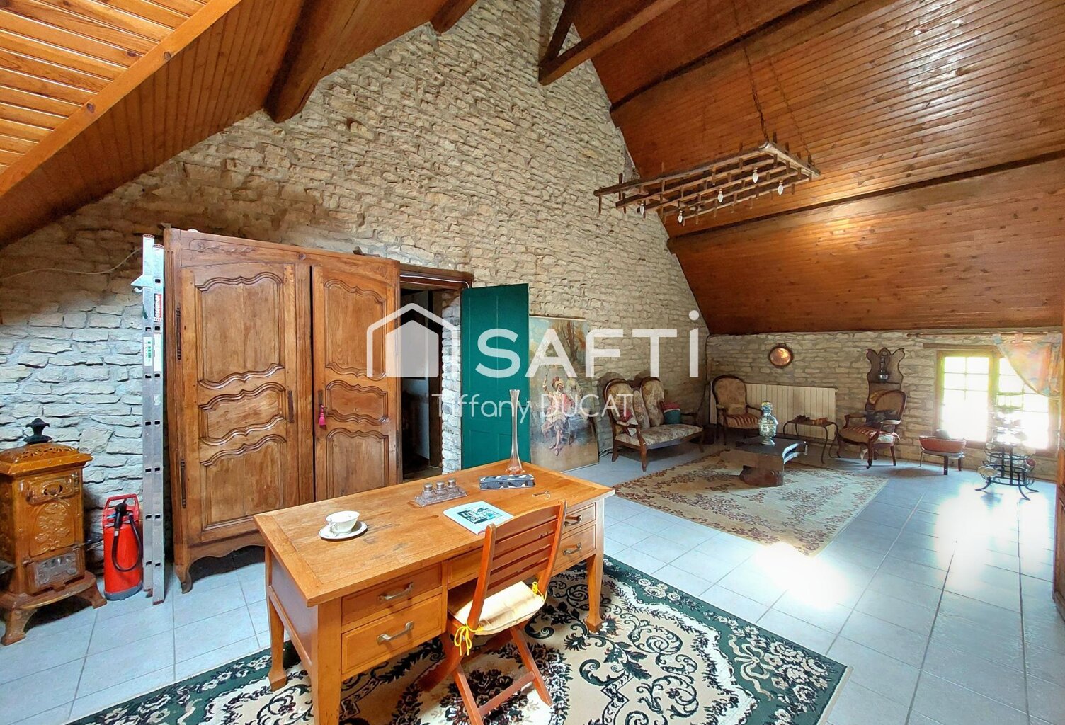 Maison d'habitation activité gîte, chambre d'hôte, hebergement — photo 1