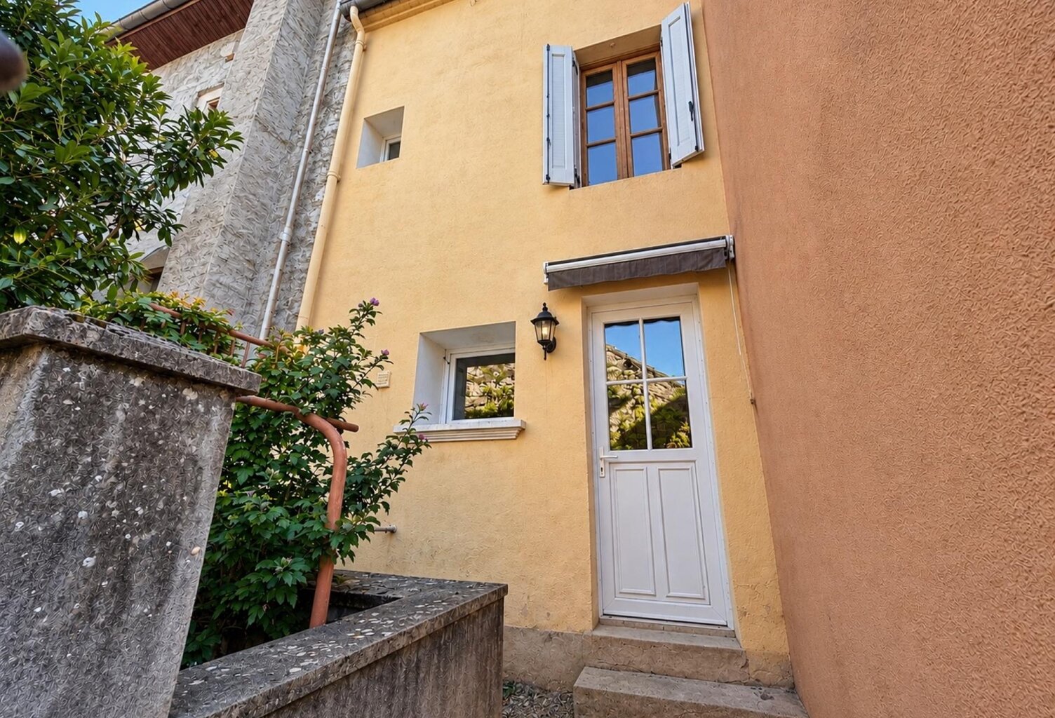 Maison de bourg — photo 1