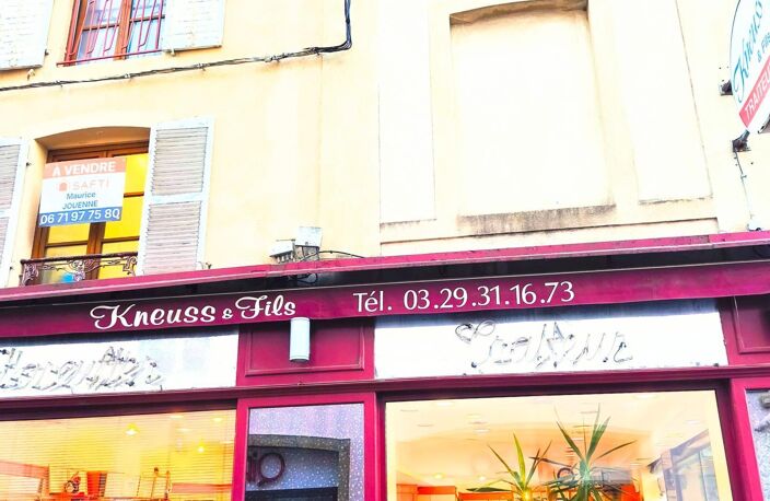 Murs commerciaux ou professionnels d'exception, quartier Basilique et Place des Vosges, coeur d'Epinal — photo 5
