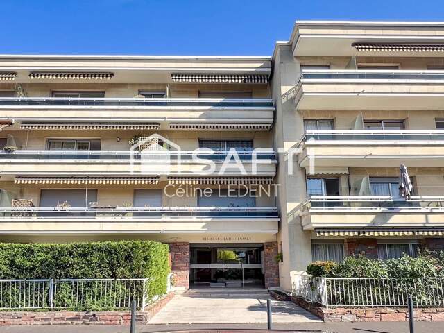 Charentonneau - surface exceptionnelle de 122m2 avec un séjour de 62m2 — photo du bien